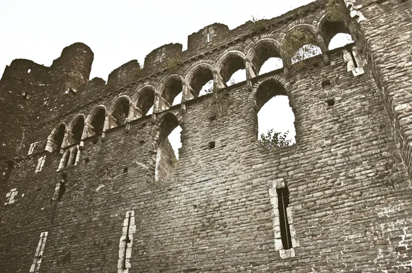Oude kasteel muur — Stockfoto