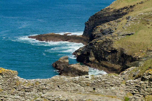 A view from Tintagel Castle in Cornwall on a sunny day — Stock Photo, Image