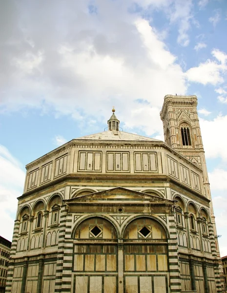 Santa Maria del fiore en Florencia — Foto de Stock