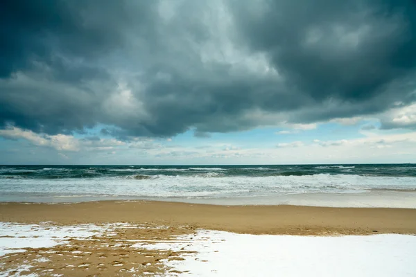 Plaża zimą — Zdjęcie stockowe