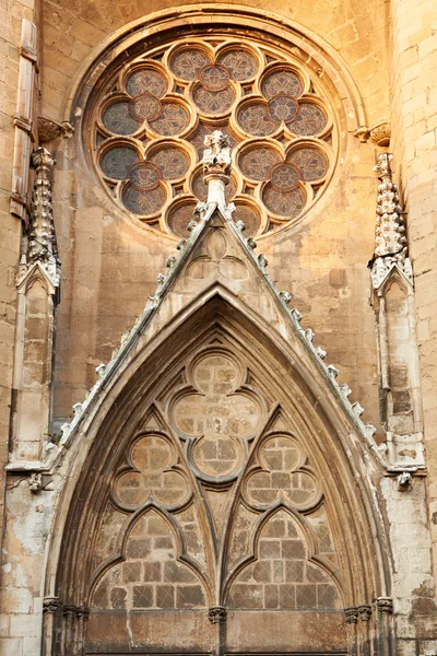 Detail aus der Kathedrale Saint-Saveur in Frankreich — Stockfoto