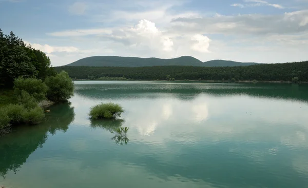 Lago della diga di Kamchia — Foto Stock