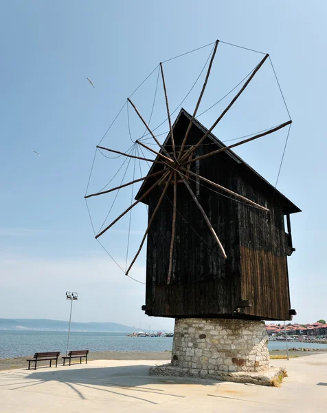 Ветряная мельница Несебр — стоковое фото