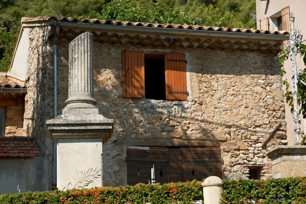 Casa in pietra in Provenza Francese — Foto Stock
