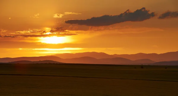 Panorama da paisagem do pôr do sol — Fotografia de Stock