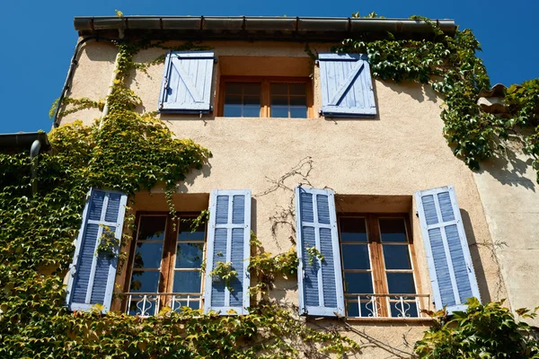 Casa em Vauvenargues, Provença Francesa — Fotografia de Stock
