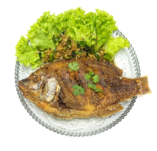 Eldade fisk med thaiherb — Stockfoto