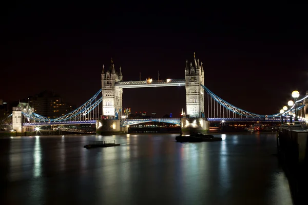 London Bridge v noci — Stock fotografie