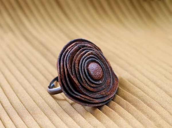Originální kožený kroužek — Stock fotografie