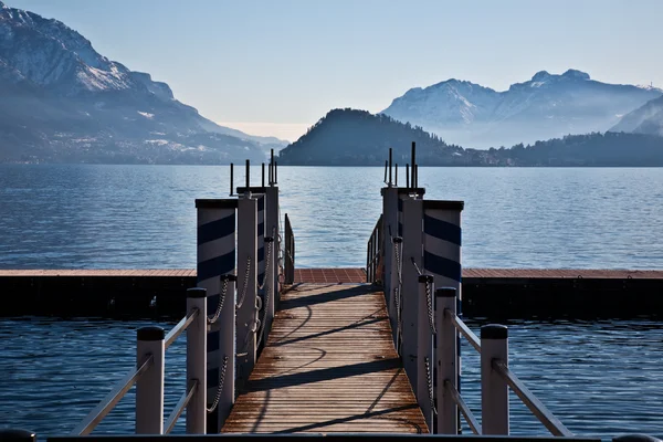 Ponte sul Lago di Como — Foto Stock