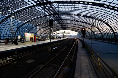 Berlin Merkez İstasyonu