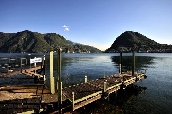 Lugano pier Zwitserland — Stockfoto