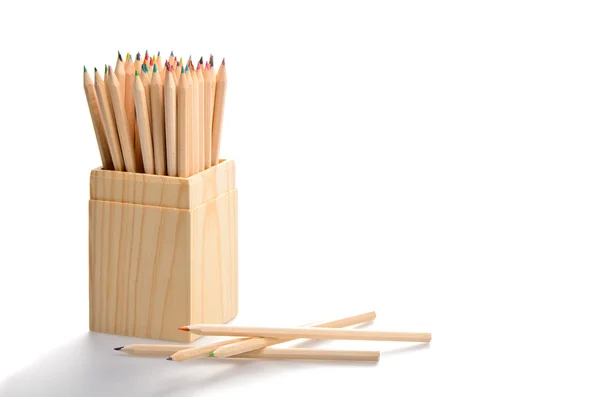Scatola di matite colorate. Ritorno a scuola — Foto Stock