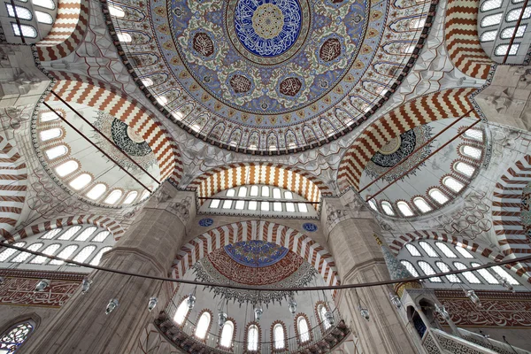 Σχέδια θόλο στο τζαμί selimiye — Φωτογραφία Αρχείου
