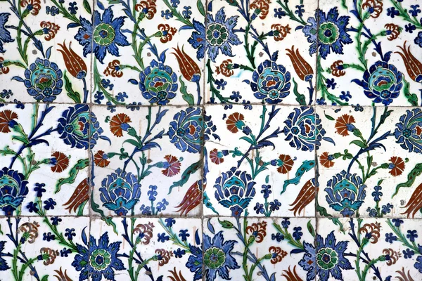Wall tiles in Sultanahmet Mosque — Stock Photo, Image