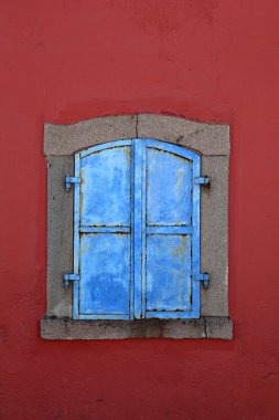 kapalı pencere