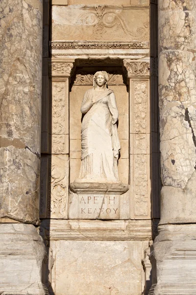 索菲亚女神的智慧古代雕像 — 图库照片