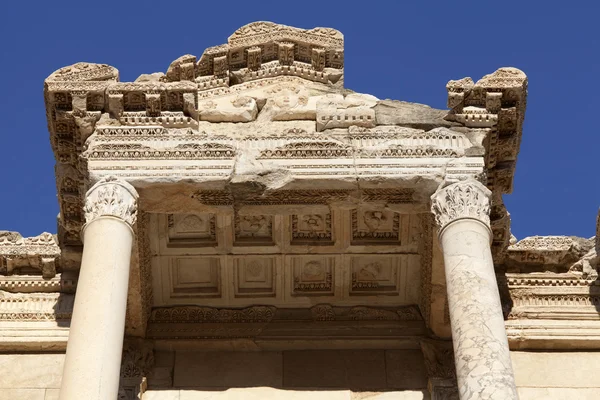 La Biblioteca di Celso è un antico edificio di Efeso — Foto Stock