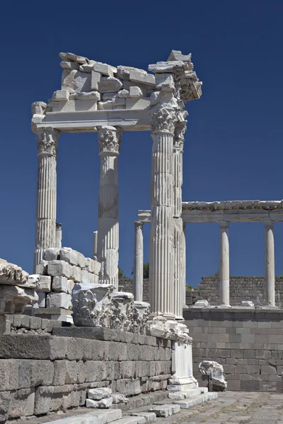 Świątyni Trajana — Zdjęcie stockowe