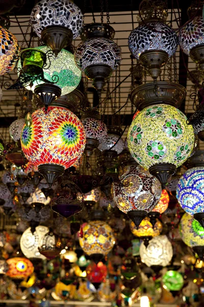 Mozaïek Turkse laterns in grand bazaar — Stockfoto