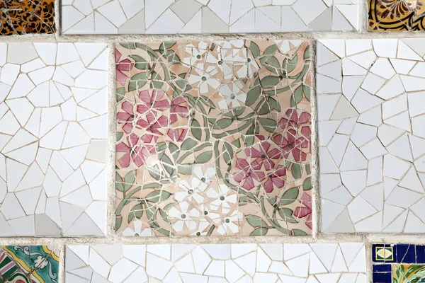 Tiles Parc Guell — Stock Photo, Image