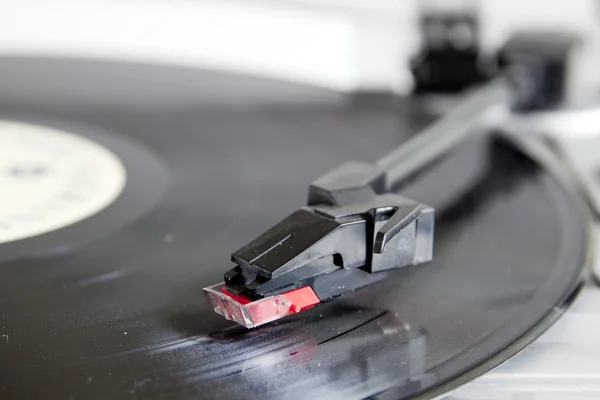 ビニール レコード ターン テーブルの回転 — ストック写真