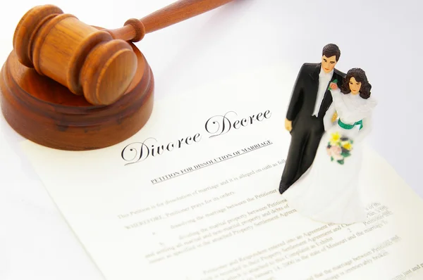 Decreto de divorcio —  Fotos de Stock