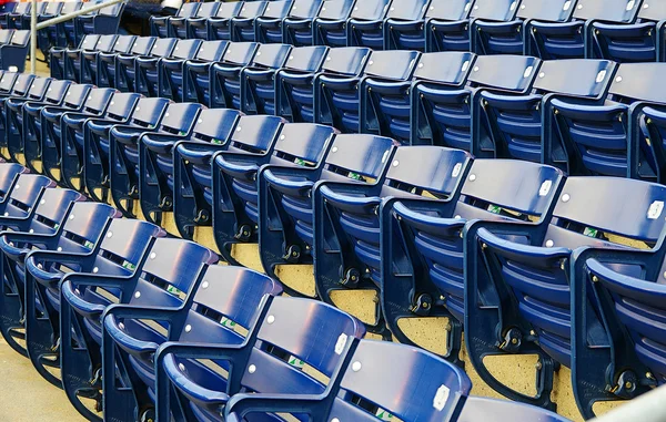 Rows of empty seats at a stadium — Stock Photo, Image