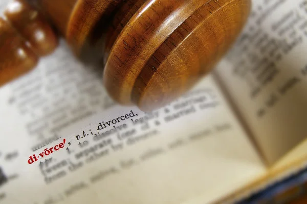 Gavel and divorce definition — Stock Photo, Image