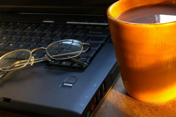 Kopje koffie in de ochtend — Stockfoto