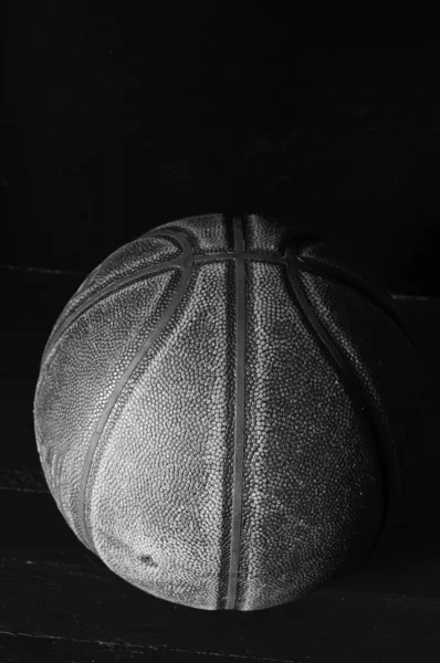Basketbal, in zwart-wit — Stockfoto