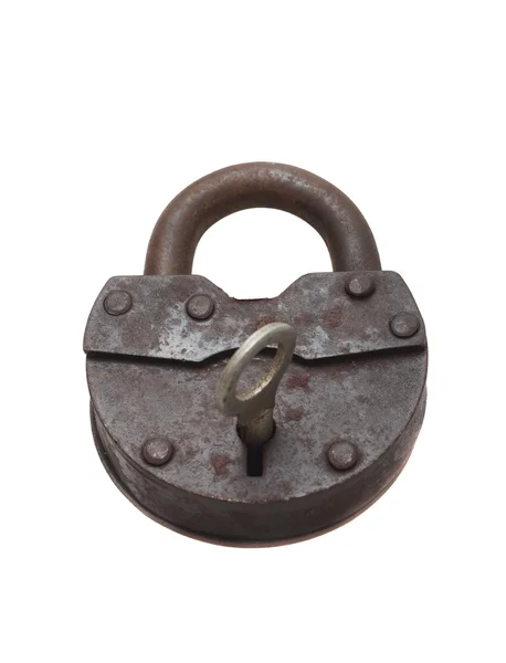 Κλειδαριά και το κλειδί σε λευκό φόντο (απομονωμένη). — Φωτογραφία Αρχείου