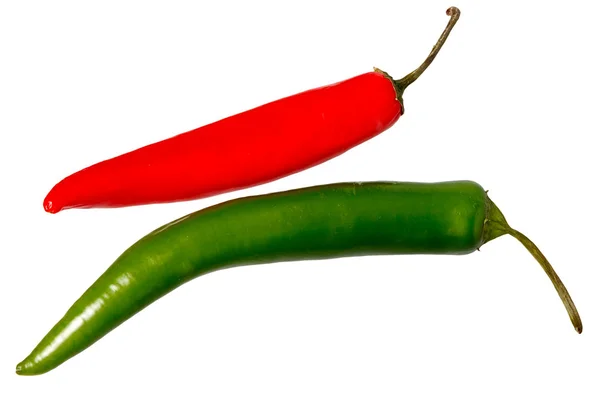 Verse Chili peper geïsoleerd op witte achtergrond. — Stockfoto