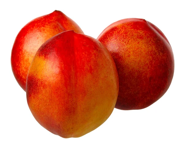 Färsk röd persika isolerad på en vit bakgrund. — Stockfoto