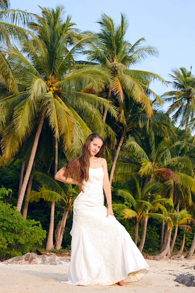 stock image Beautiful young bride