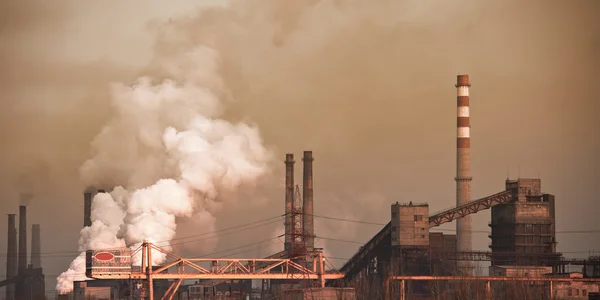 Панорама металлургического завода — стоковое фото
