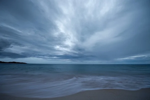 风雨如磐的海景 — 图库照片