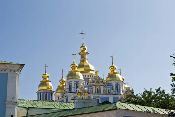 Saint Michaels gyllene kupoler katedralen — Stockfoto