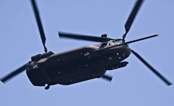 軍事チヌーク ヘリコプター — ストック写真