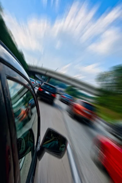 高速運転の車 — ストック写真