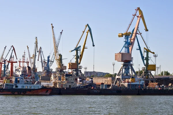 Trade sea port — Stock Photo, Image