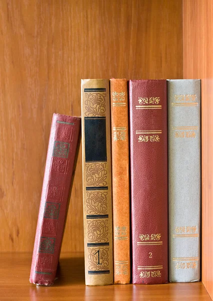 Old books on the shelf — Stock Photo, Image