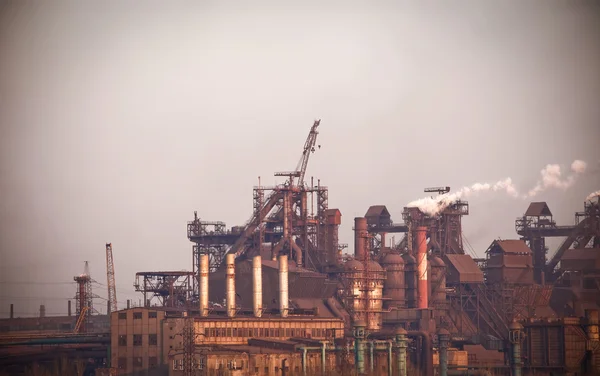 Chemische fabriek — Stockfoto