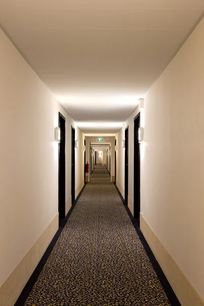 在酒店的走廊 — 图库照片