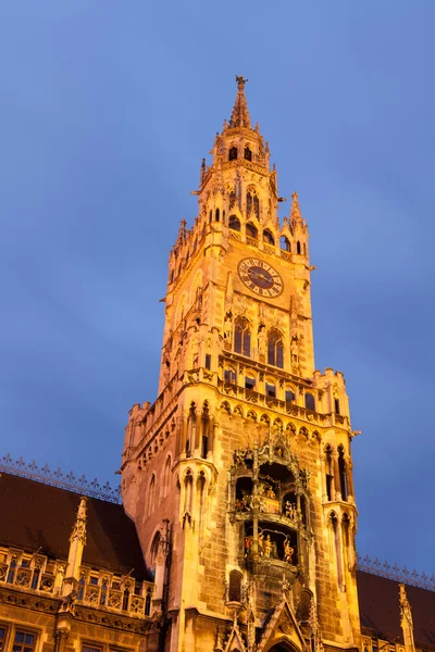 The night view of town hall at the Marienplatz in Munich — Stock Photo, Image