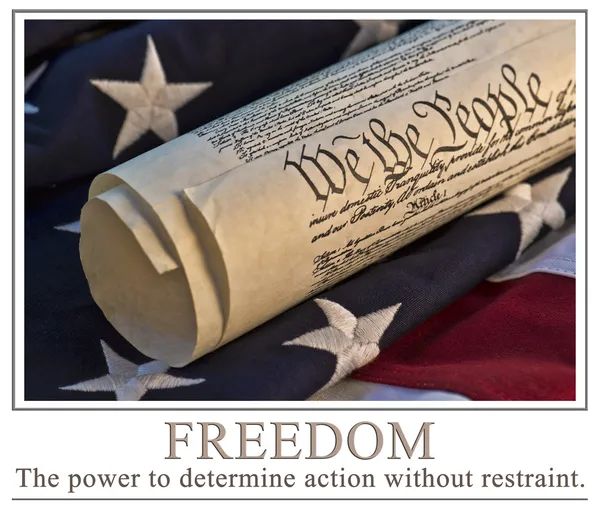 アメリカ合衆国憲法とフラグ - 有名な私たちを文書化 — ストック写真