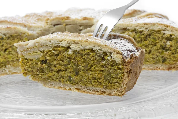 Hausgemachter "Rübli-Pie" Kuchen auf Weiß — Stockfoto