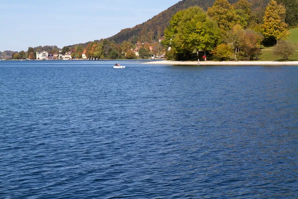 Verão indiano no Lago "Tegernsee" na Baviera, Alemanha — Fotografia de Stock