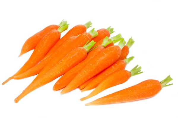 Geschälte Karotten auf weißem Hintergrund — Stockfoto