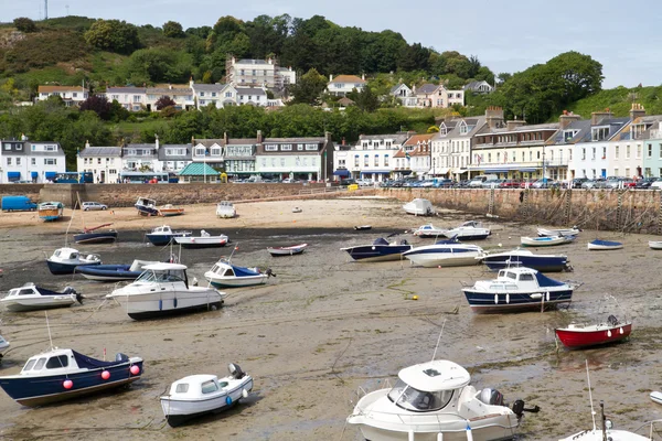 The small town of Gorey on the channel island of Jersey, UK — Stock Photo, Image